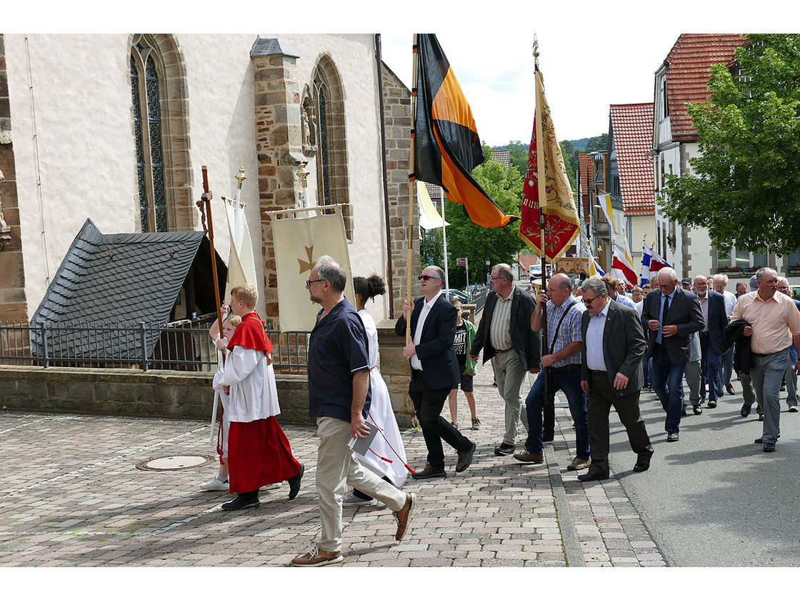 Bittprozession am Pfingstmontag (Foto: Karl-Franz Thiede)